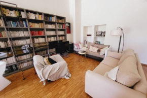 Nice apt with TERRACE in the HISTORICAL CENTER !
